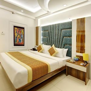 Superior room airport pick-up